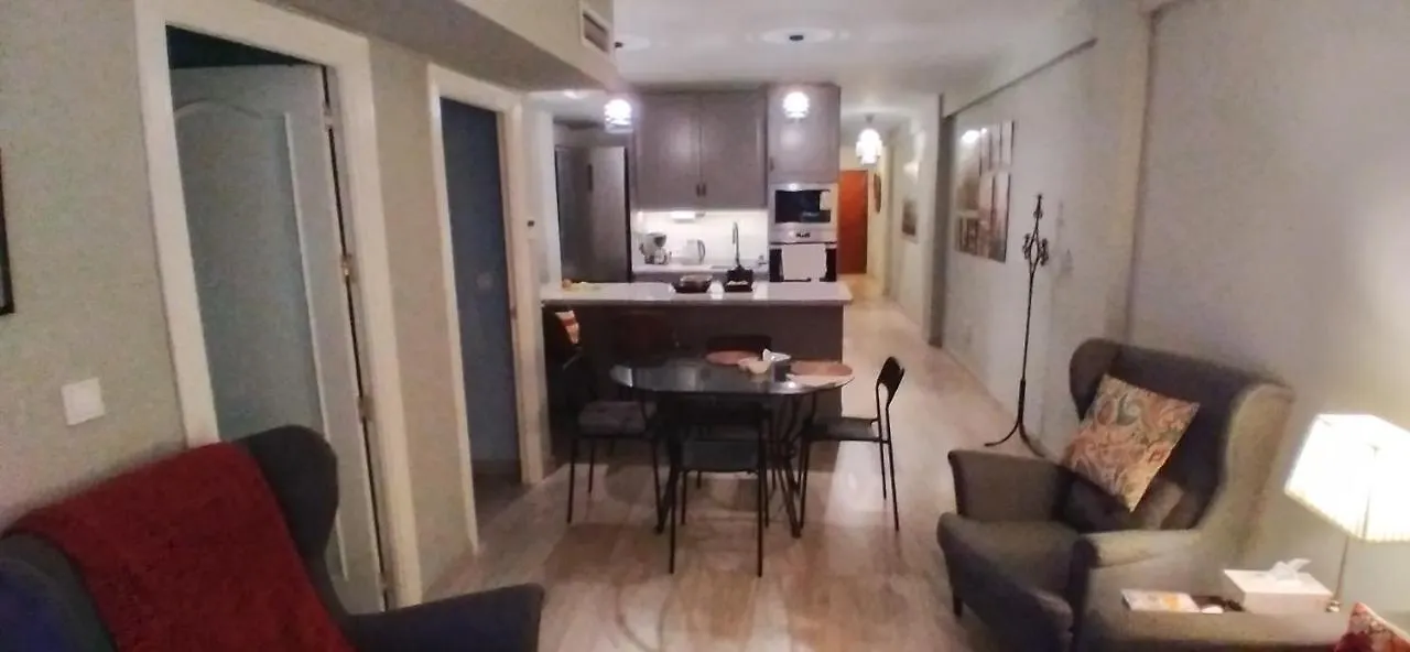 La Luna 2 Malaga Apartment